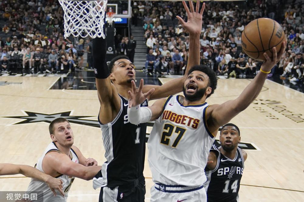 而字母哥无 而字母哥无