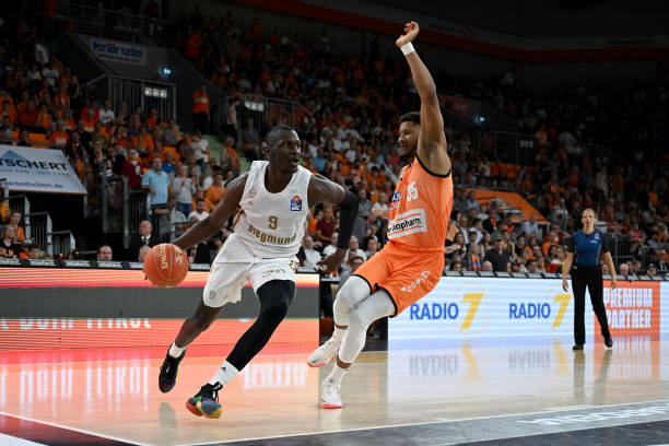 探索体育生 探索体育生